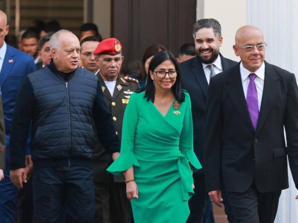 Delcy Rodríguez asumió este lunes como la vicepresidenta interina de Venezuela.