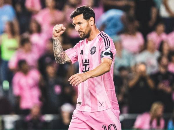 Lionel Messi anotó dos goles y dio una asistencia con el Inter Miami.