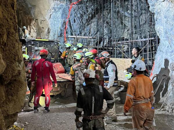 El accidente deja al menos un fallecido, según confirmó la presidenta Claudia Sheinbaum.