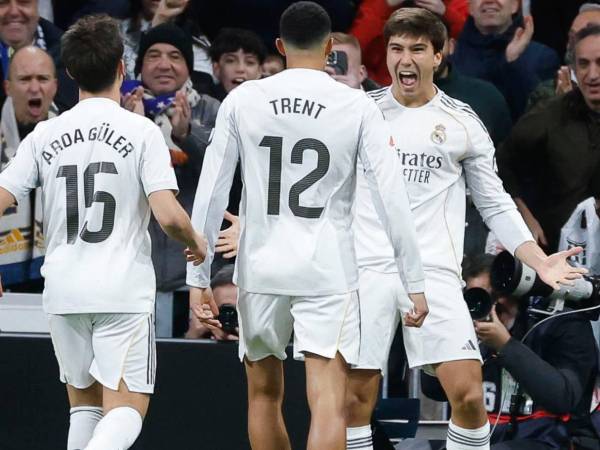 Gonzalo no desaprovechó el centro de Trent y con un toque fue suficiente para anotar.