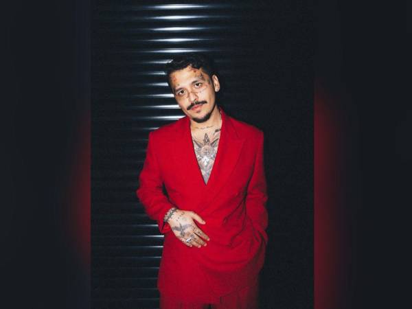 Luego que se rumorara que el cantante Christian Nodal no quería que se publicara la entrevista que le brindó a la periodista mexicana Adela Micha, finalmente se hicieron públicas sus declaraciones generando controversia en redes sociales.