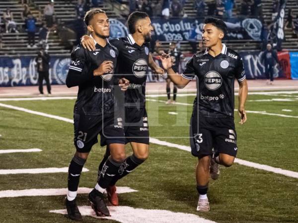 Luis Meléndez le dio el gol del empate al Motagua ante el Olimpia en New Orleans.