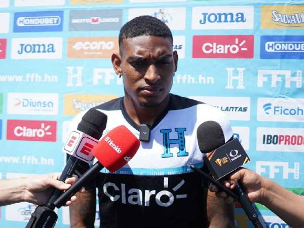 El lateral izquierdo de la Bicolor habló ante los medios de comunicación durante el entreno de este lunes.