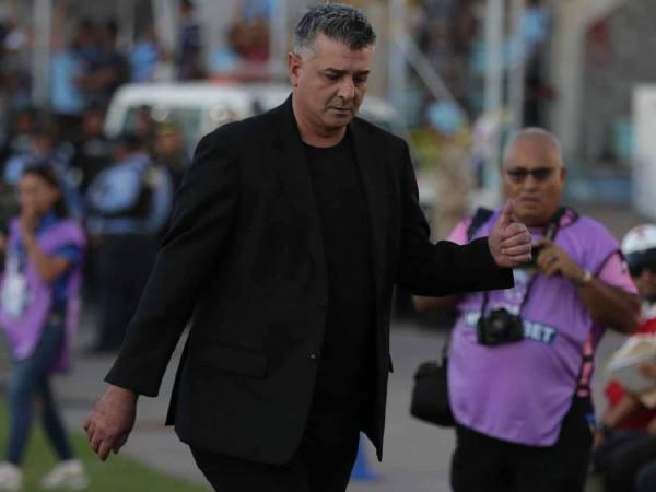 El entrenador argentino se mostró satisfecho con el trabajo de su equipo.