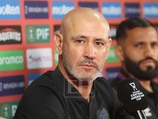 Espinel soltó picantes declaraciones en conferencia de prensa.