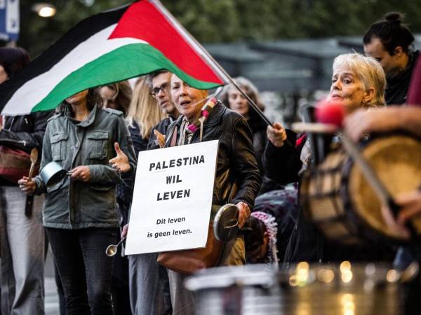 Los analistas advierten que la prudencia es necesaria, ya que los intentos previos de tregua no han prosperado.