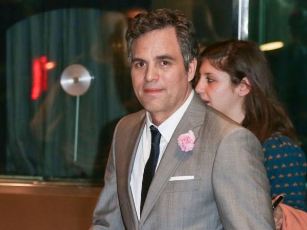 Aunque su participación aún no ha sido confirmada oficialmente, su presencia reforzaría la tradición narrativa de incorporar figuras veteranas como guías del joven Peter Parker.