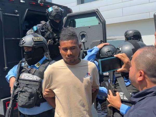 La Policía Nacional (PN) reveló nuevos detalles sobre el papel que desempeñó Eduin Eraldo Palma Banegas, alias “El Puñal”, en el secuestro y asesinato del pastor Óscar Núñez, ocurrido en el departamento de Yoro.