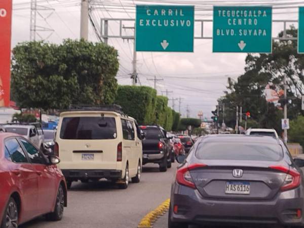 Marchas, accidentes de tránsito y clases en la UNAH generaron tráfico lento en varias zonas de la capital hondureña.