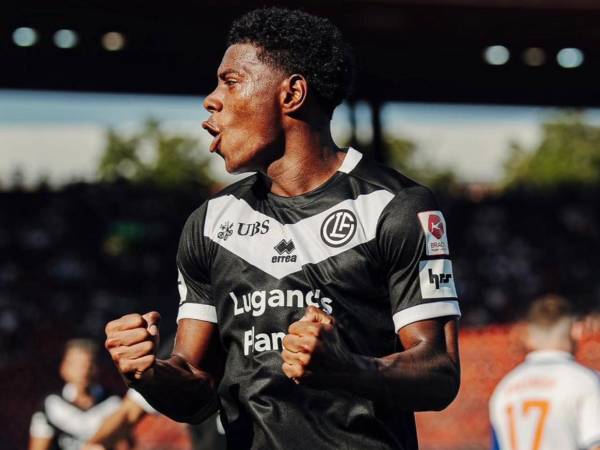 Dereck Moncada ya llegó a su quinto gol con la camisa del Lugano de Suiza.