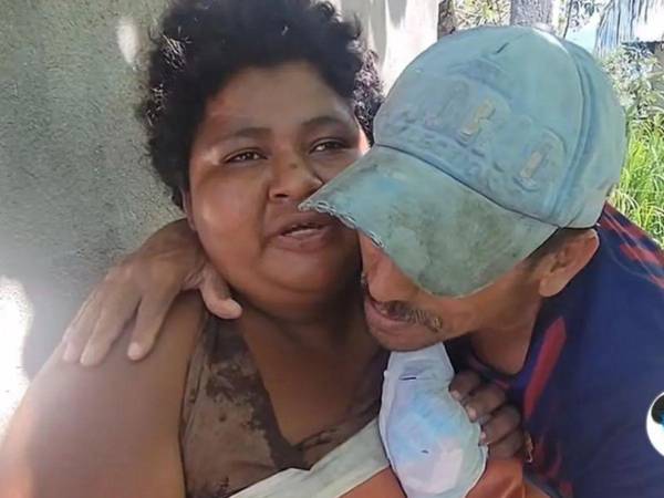 En la comunidad de Ilanga, en el municipio de Trujillo, Colón, una pareja de creadores de contenido vivió una noche que terminó en tragedia luego de ser atacados a balazos por un sujeto desconocido, en un hecho ocurrido este martes 26 de mayo.