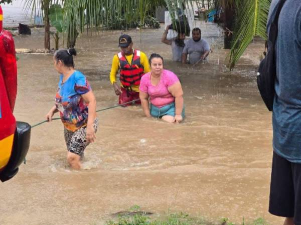 Las últimas precipitaciones registradas en la zona norte del país han causado numerosos estragos, especialmente en los municipios de Tela, La Ceiba y otros sectores del litoral atlántico, así como en Roatán