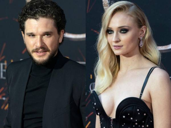 Sophie Turner y Kit Harington, famosos por interpretar a Sansa y Jon Snow en Game of Thrones.