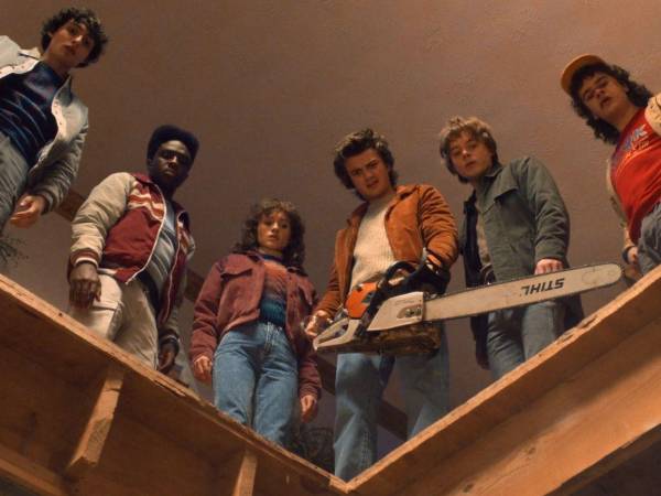 la temporada final constará de ocho episodios distribuidos en tres fechas: 26 de noviembre, y 25 y 31 de diciembre