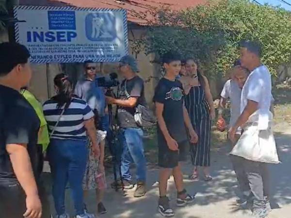 En la mañana de este viernes arribaron a La Lima, Cortés, los primeros dos vuelos con migrantes hondureños deportados.