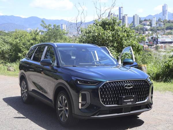 La Tiggo 9 Chery Super Hybrid combina elegancia, tecnología y potencia, integrando el sistema híbrido enchufable Chery Super Hybrid de quinta generación.