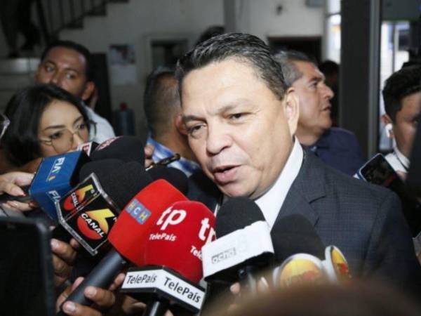 Luis Javier Santos Cruz es el fiscal que coordina la Unidad Fiscal Especializada Contra Redes de Corrupción (Uferco).