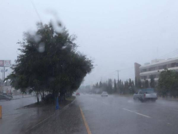 Copeco mantiene la alerta en Honduras debido a lluvias que elevan riesgos de inundaciones y deslizamientos en varias regiones del país.