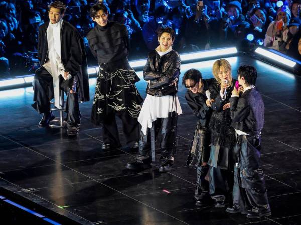 El nuevo álbum de BTS, tras su pausa de más de tres años por el servicio militar obligatorio en Corea del Sur, vendió más de cuatro millones de copias, según Hanteo Chart.