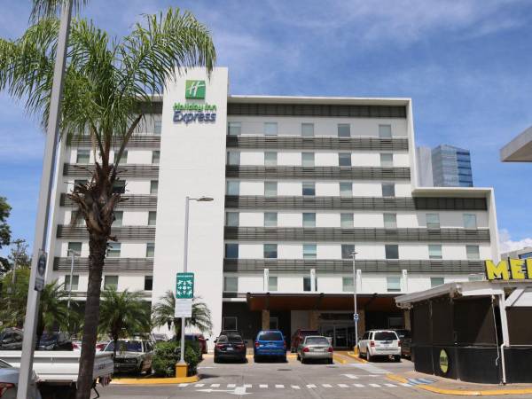 Grupo Agrisal, empresa salvadoreña con 119 años de trayectoria, anunció la finalización de la renovación integral del hotel Holiday Inn Express Tegucigalpa, que implicó una inversión superior a los dos millones de dólares.