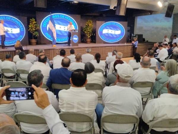 Defensores para la democracia reconocieron a los medios como EL HERALDO en su defensa por la libertad de expresión.