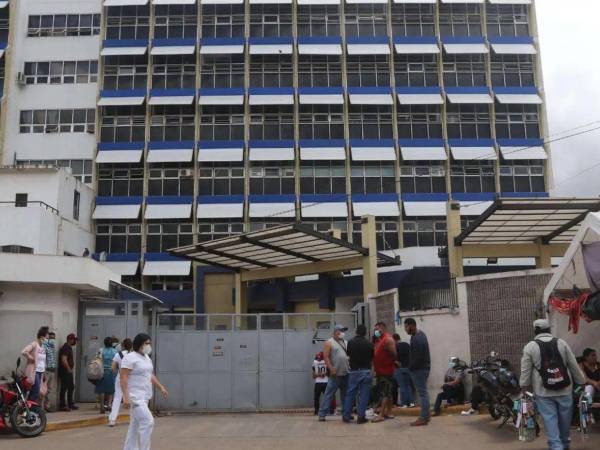 La víctima falleció en el Hospital Escuela de Tegucigalpa tras sufrir fuertes heridas en su cuerpo.