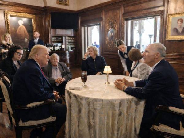 Presidente Trump resalta alianza con Honduras tras reunión privada con Nasry Asfura.