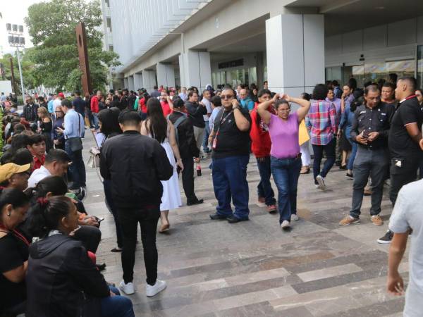 Se han hecho protestas exigiendo pagos atrasados y el aguinaldo en el Centro Cívico Gubernamental.