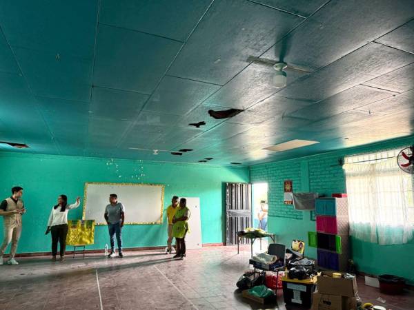 Padres de familia y docentes celebraron la respuesta de las autoridades tras años de solicitudes para mejorar las condiciones del centro educativo en Lepaterique.