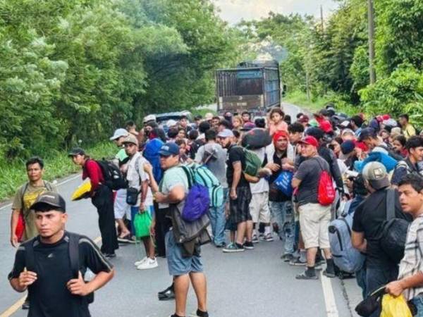 De un total de 400 personas, alrededor de 250 hondureños ingresaron de manera regular mientras que más de 100 recibieron sanciones.
