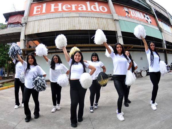 Con sus pompones, pasos coordinados y mucha energía, las estudiantes del Instituto Yave Nissi se preparan para presentar su espectáculo este 15 de septiembre, en el marco de los 205 años de independencia de Honduras.