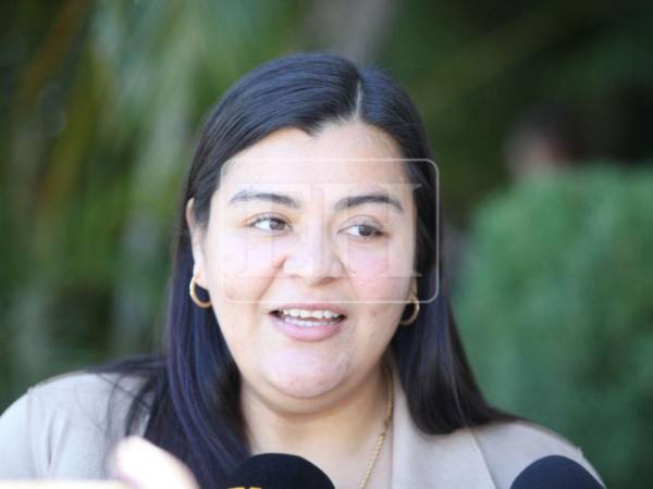 La alcaldesa Katherine Guillén denunció que los embargos comprometen las transferencias municipales de El Corpus, Choluteca.