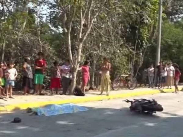 Producto del fuerte impacto, el menor sufrió heridas de gravedad y falleció en el lugar del accidente.