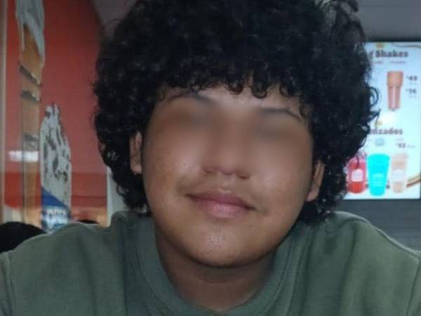 El grito desesperado marcó los últimos momentos de vida de Omar Ovidio Muñoz Domínguez, un adolescente de 14 años asesinado la noche del jueves en la colonia Villa Nueva, en la capital hondureña. Así fue su crimen:
