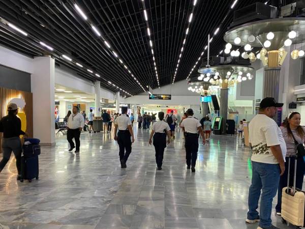 Los miembros de la División de la Policía Turística mantienen presencia en el aeropuerto Ramón Villeda Morales de La Lima y en principales ejes carreteros del Valle de Sula.