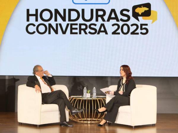 El presidenciable del Pinu estuvo la noche del martes en el foro Honduras Conversa 2025 del Cohep.