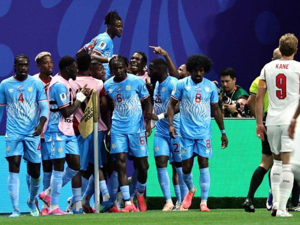 El Congo sorprendió a los ingleses con gol apenas a los 7 minutos.