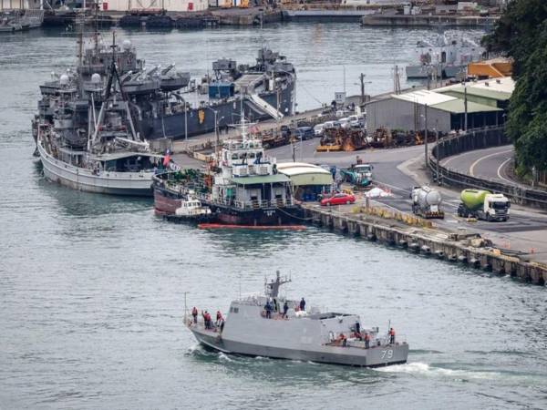 China exhibe un estrechamiento del cerco a Taiwán como mensaje a EE UU, según expertos.