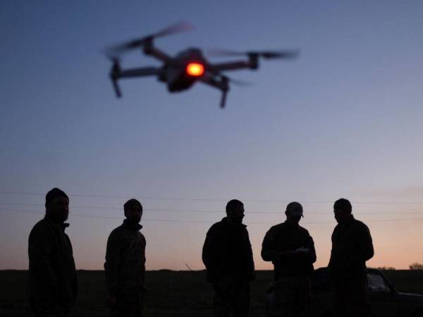 Este sistema forma parte de una nueva estrategia basada en drones baratos y desechables que pueden desplegarse rápidamente