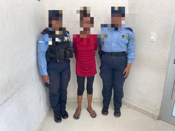 Yaritza Bardales, de 29 años, madre del menor y su pareja Lenin Cárcamo, de 39 años, fueron detenidos por las autoridades en Olanchito.