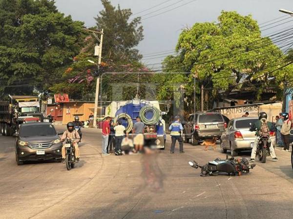 El accidente vial ocurrió a las 6:20 de la mañana de este jueves, en el kilómetro cuatro de la carretera CA-5 sur.