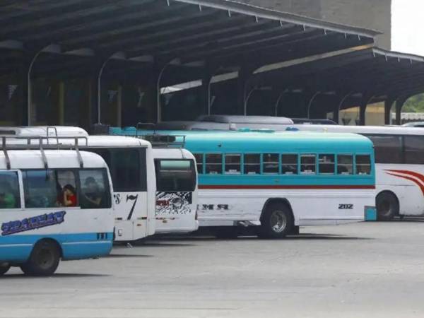 A través de un comunicado oficial, la institución justificó el ajuste debido a las constantes alzas en los precios de los combustibles, que impactan la operatividad del sector transporte.