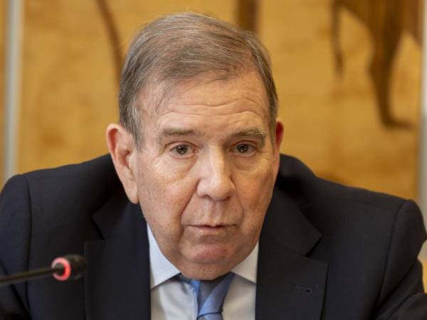 Edmundo González Urrutia pidió a EEUU la revisión de la decisión de revocar el TPS para los venezolanos.