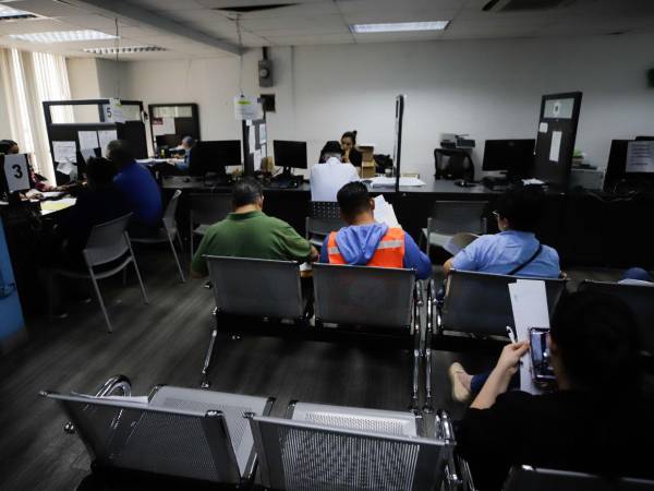 La AMDC recordó a su personal que las oficinas públicas deben mantener orden, profesionalismo y servicio adecuado a la ciudadanía.