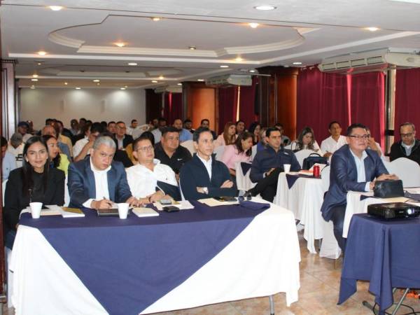 Una larga jornada de capacitaciones tuvieron los nuevos congresistas del Partido Nacional.