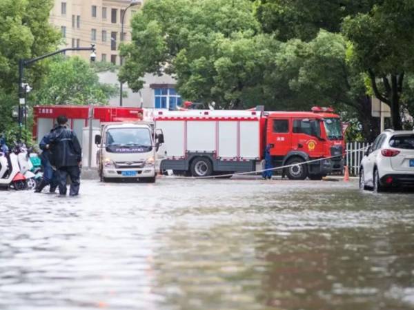 El sistema meteorológico de alertas tiene cuatro niveles, de los que el más grave es el rojo, seguido por el naranja, el amarillo y el azul.