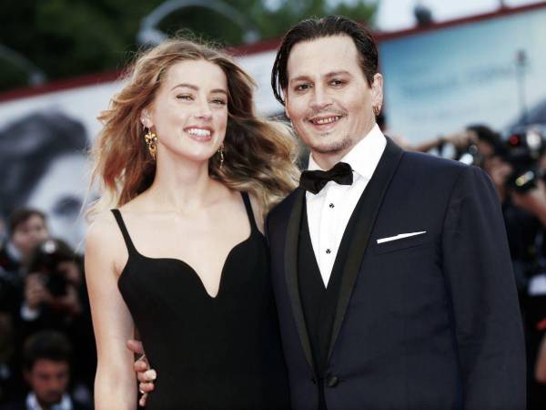 Johnny Depp volvió a referirse públicamente a su relación con Amber Heard, un vínculo que, según confesó, lo llevó a cometer errores de juicio y a exponerse emocional y mediáticamente.