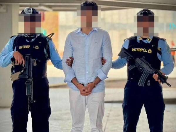 El ciudadano fue puesto a disposición del Juzgado de Letras con Competencia Nacional en Materia de Criminalidad Organizada y Corrupción, tribunal que solicitó su captura.