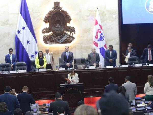 El debate eleva la tensión en el Congreso Nacional y abre un nuevo frente de confrontación política en Honduras.