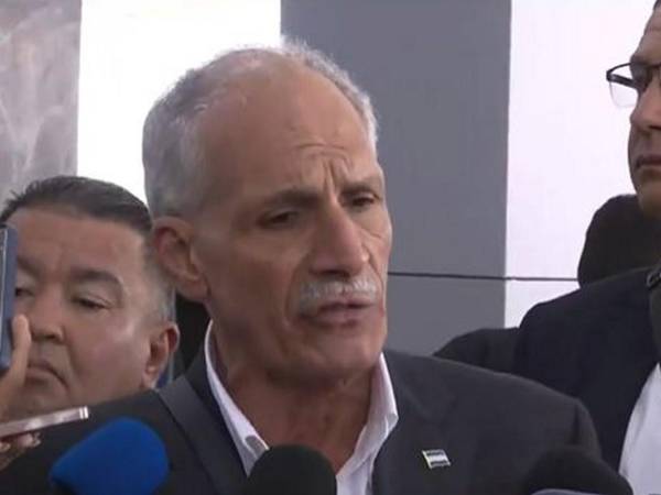 “Honduras no puede seguir así. Nos estamos desangrando con la ENEE”, afirmó Asfura.